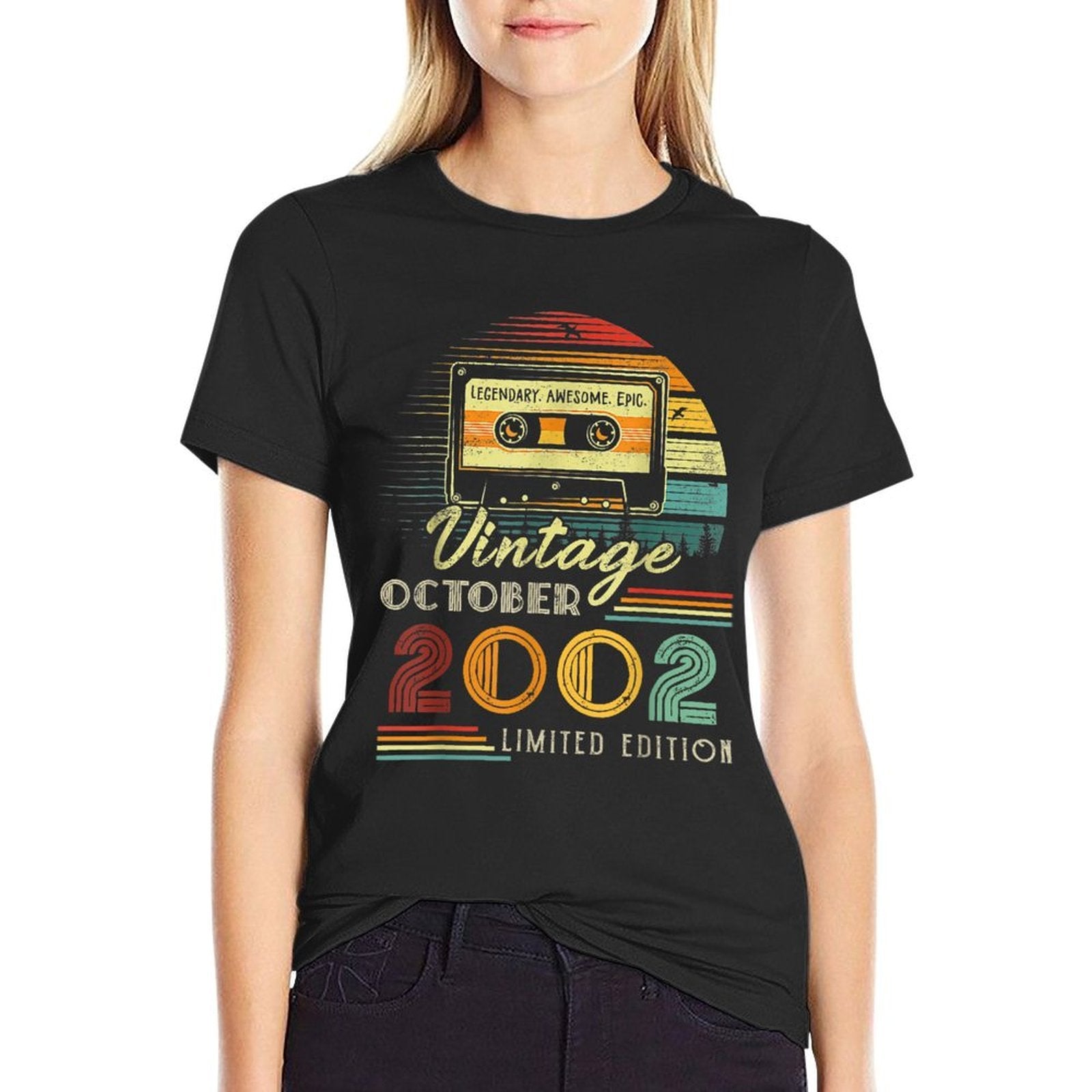 21 Years Old Made In 2002 Vintage October 2002 21st Birthday  Trendy Pattern T-Shirt