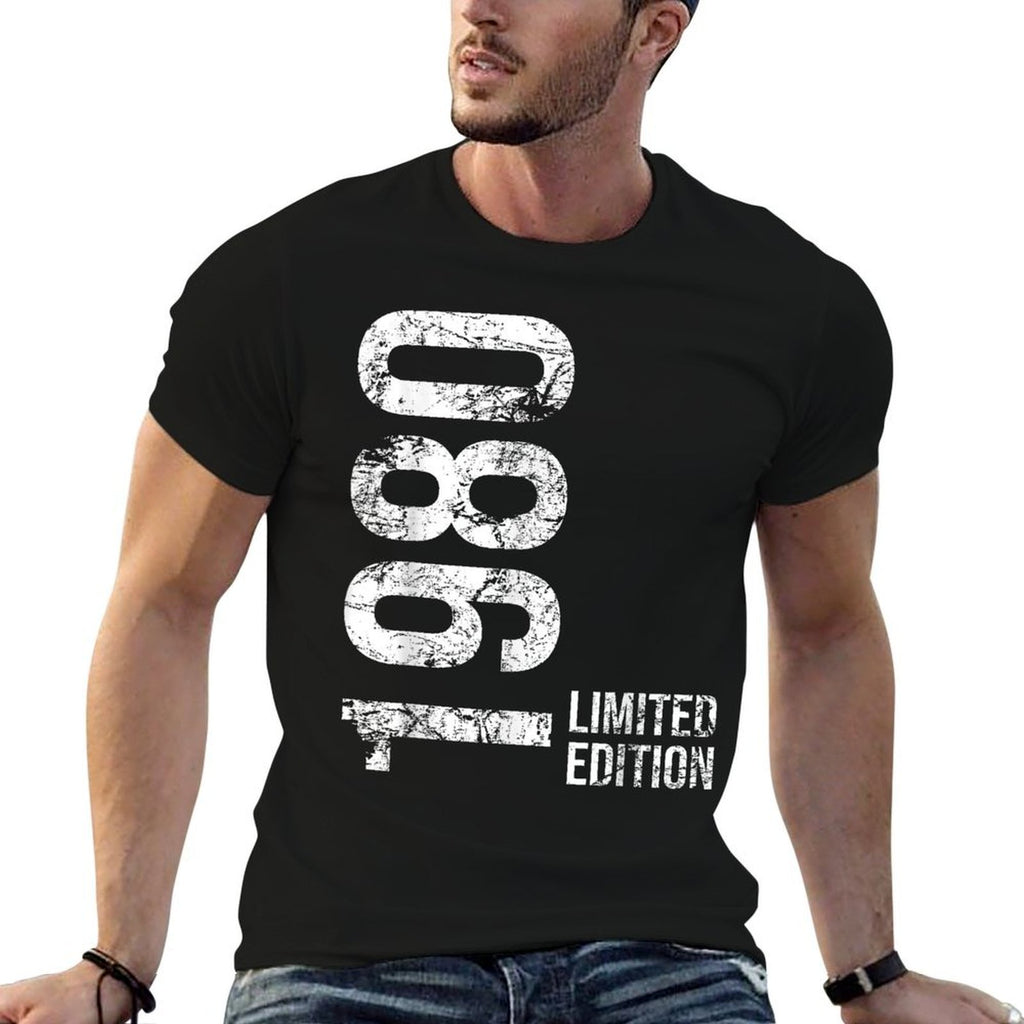 45th Birthday 45 Years Old Man Woman Vintage 1980  Cotton T-Shirt