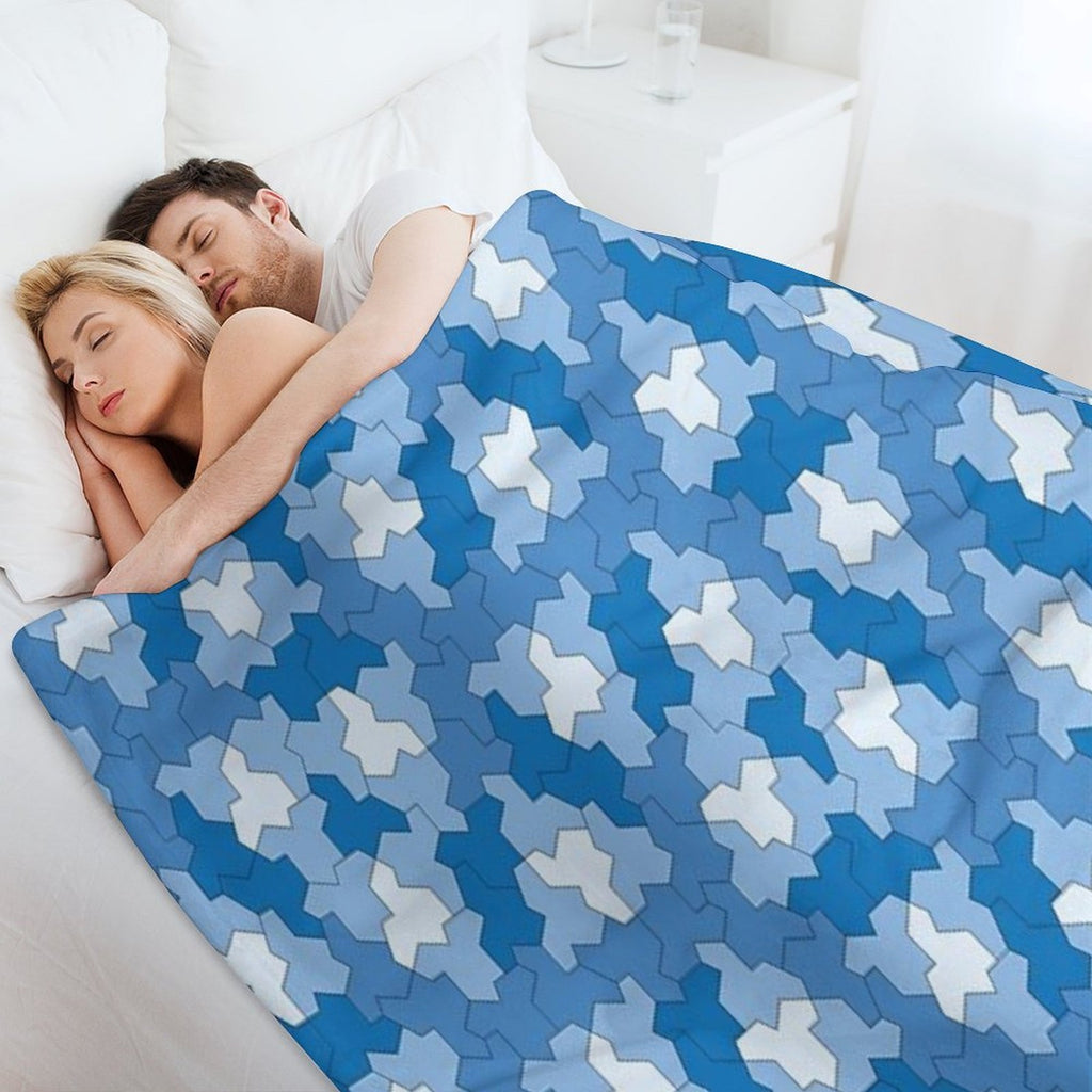 Aperiodic Monotile Einstein Tiles, Einstein Shapes in Shades of Blue Machine-washable Throw Blanket