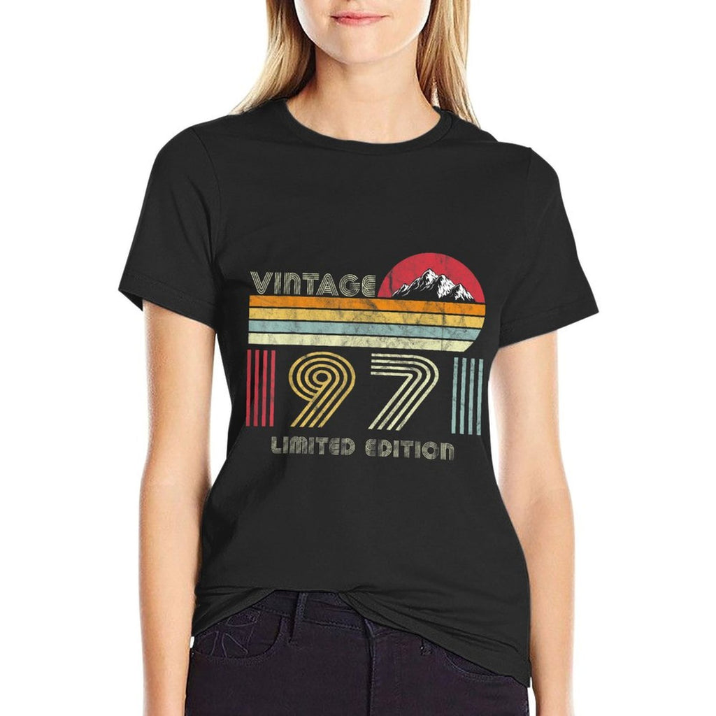 50 Year Old Gifts Vintage 1971 Limited Edition 50th Birthday  Trendy Pattern T-Shirt