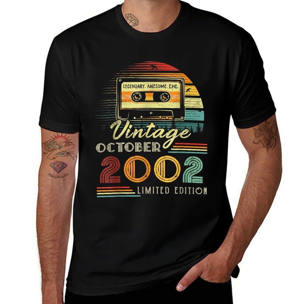 21 Years Old Made In 2002 Vintage October 2002 21st Birthday  Trendy Pattern T-Shirt