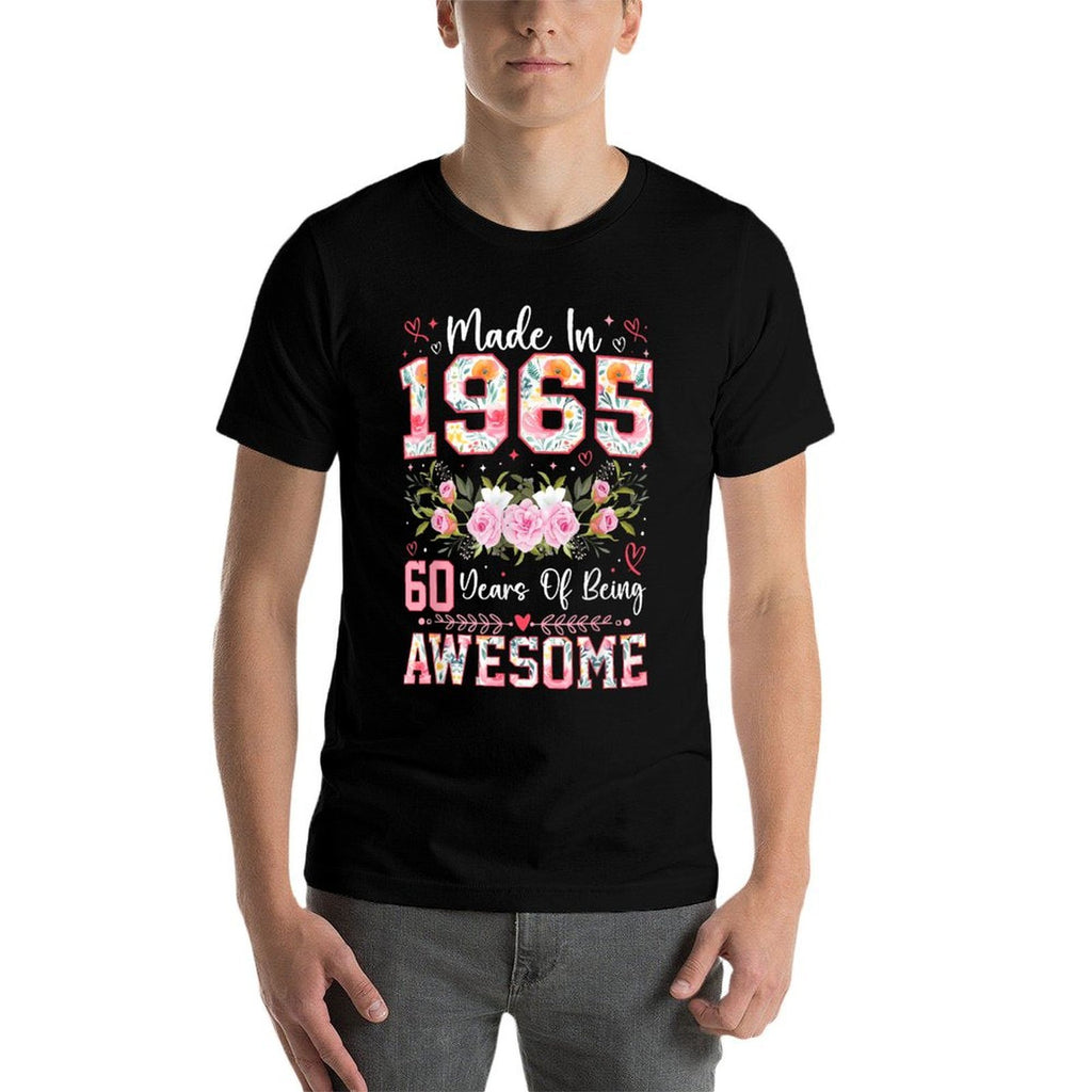 60 Year Old Made In 1965 Floral 60th Birthday Women  Oversized Silhouette T-Shirt