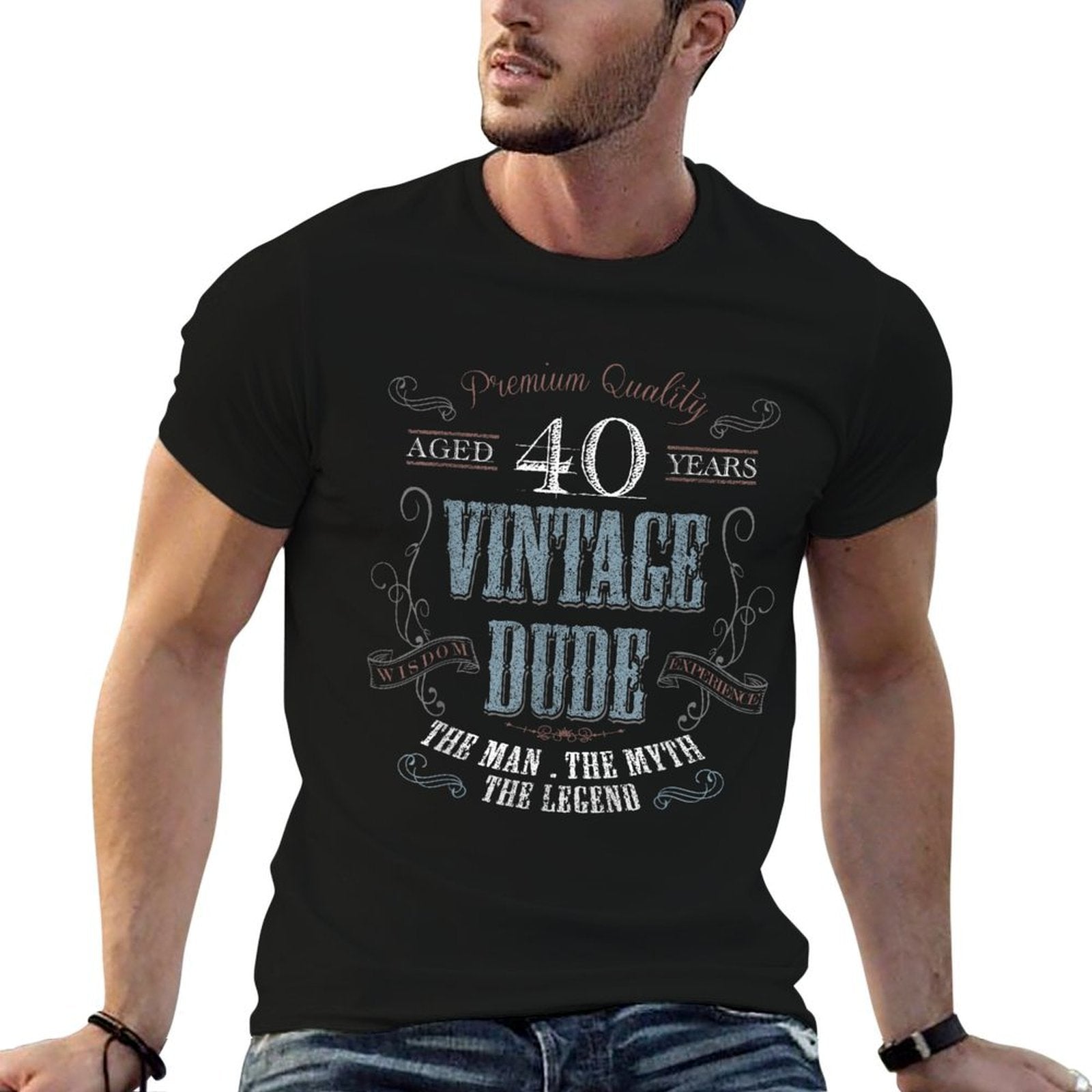 40th Birthday Idea for Vintage Lover 40 Years Old Dude  Slim-fit Cut T-Shirt