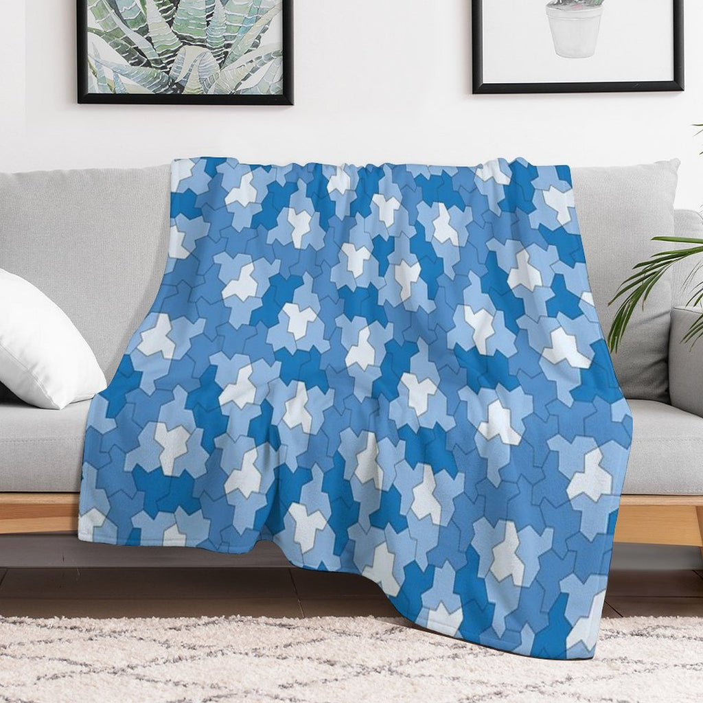 Aperiodic Monotile Einstein Tiles, Einstein Shapes in Shades of Blue Machine-washable Throw Blanket