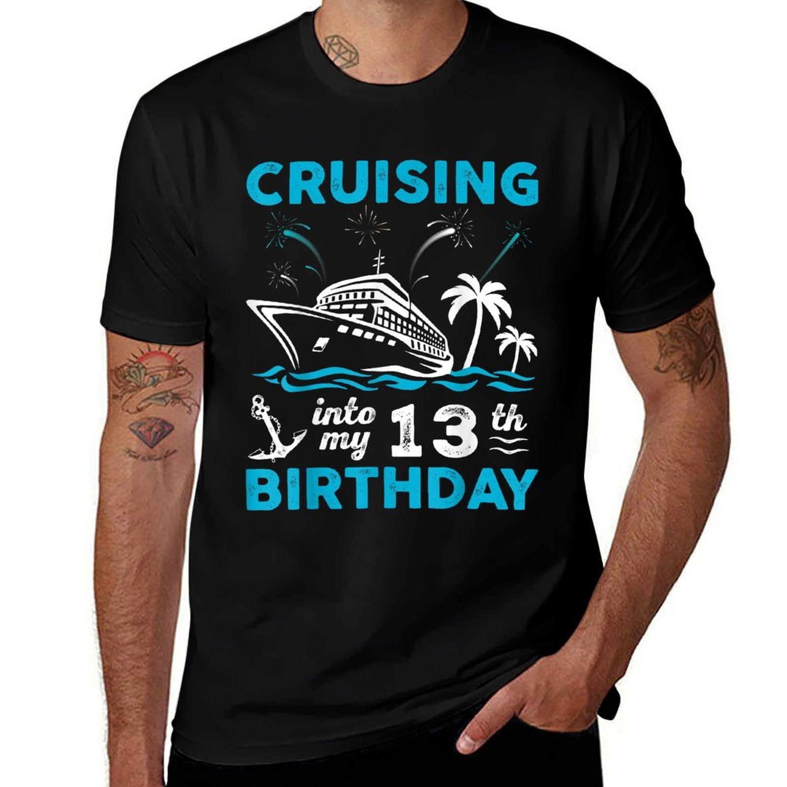 13 Year Old Birthday Cruising Into My 13th Birthday Cruise  Trendy Pattern T-Shirt