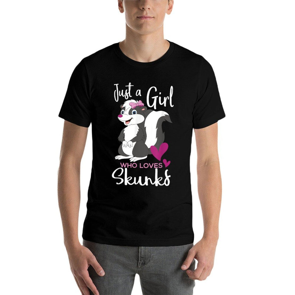 A Girl Who Loves Skunks - Skunk Lover Zookeeper Zoologist  Polyester Blend T-Shirt
