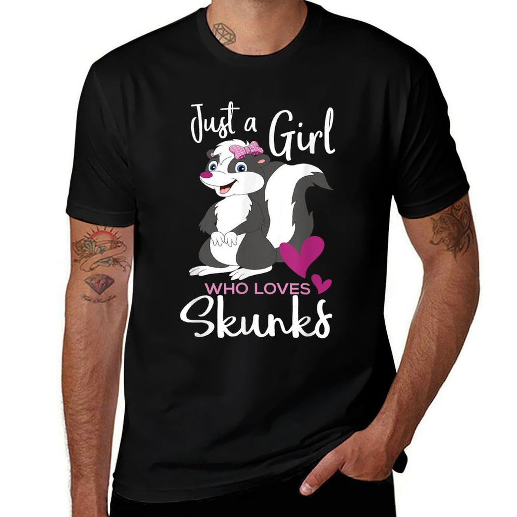 A Girl Who Loves Skunks - Skunk Lover Zookeeper Zoologist  Polyester Blend T-Shirt
