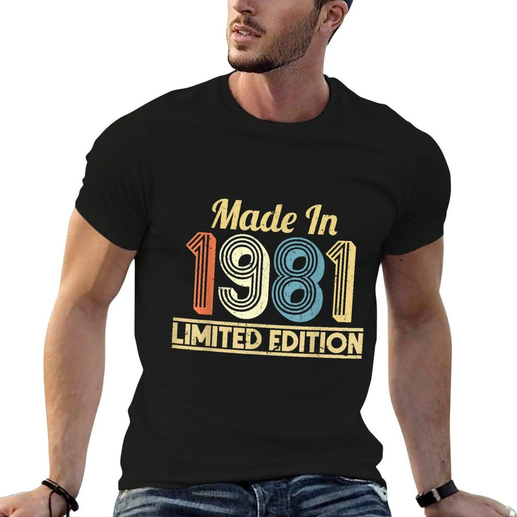 40Thbirthdaygifts Made In April 1981 40Th Birthday  Relaxed-fit T-Shirt