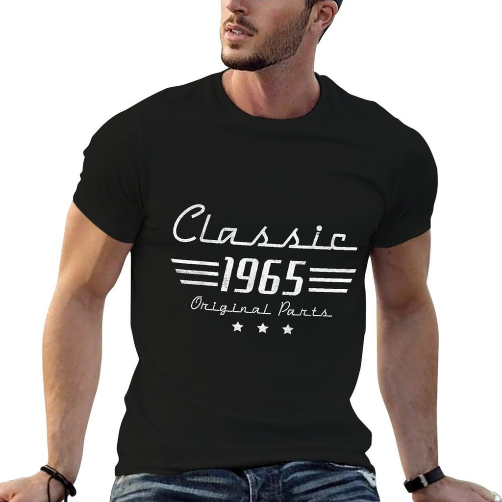 60 Year Old Vintage Classic Car 1965 60th Birthday Gifts Men  Trendy Pattern T-Shirt