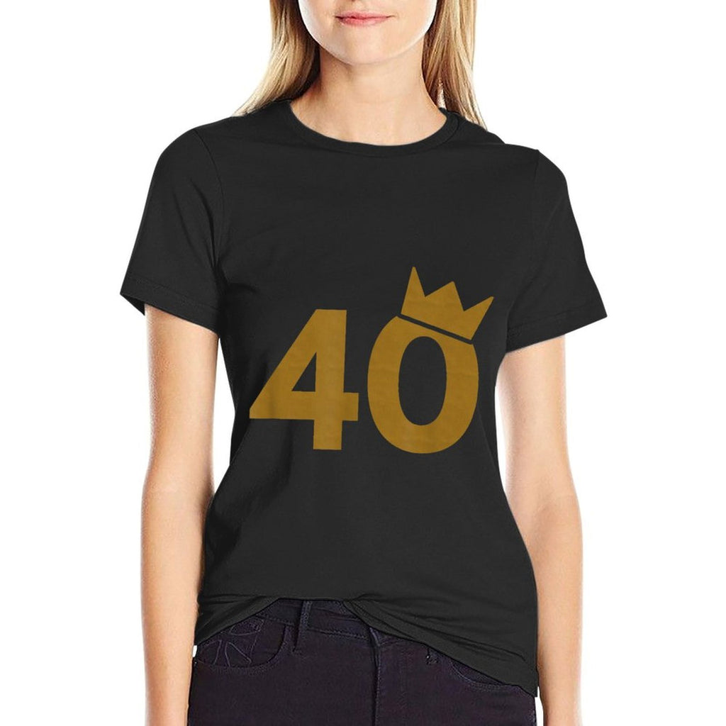 40 Gold Crown - 40th Birthday for Men And Women  Classic T-Shirt